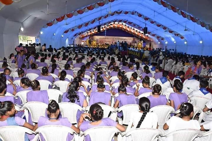 Maganbhai Adenwala Mahagujarat University campus in Nadiad, Gujarat, India — photo 1