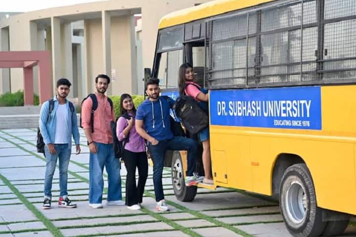 Dr Subhash Ayurveda Research Institute campus in Junagadh, Gujarat, India — photo 4