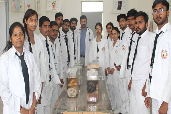 Shri Santanpal Singh Ayurvedic Medical College and Hospital campus in Shahjahanpur, Uttar Pradesh, India — photo 2
