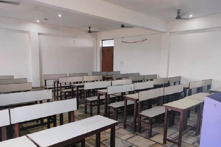 Swati Hospital and Ayurvedic Medical College campus in Muzaffarnagar, Uttar Pradesh, India — photo 3