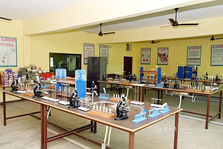 SK Mishra Anita Ayurvedic Medical College campus in Azamgarh, Uttar Pradesh, India — photo 5