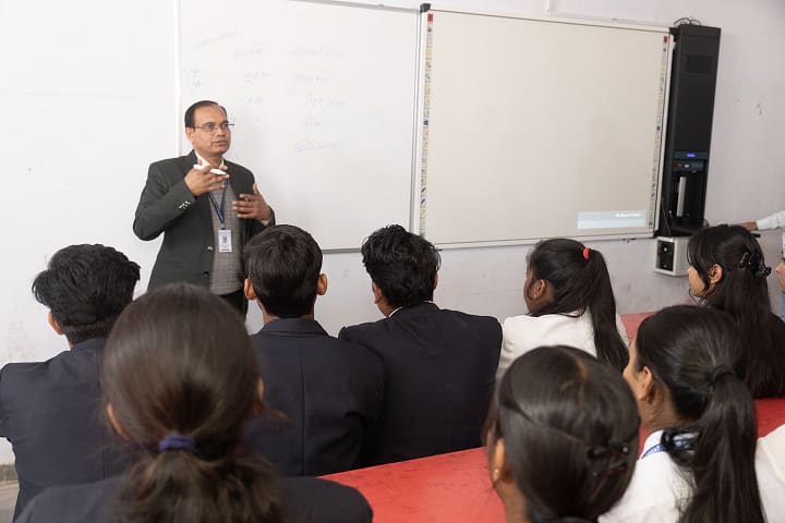 Bhagwant Ayurvedic College and Bhagwant Hospital campus in Muzaffarnagar, Uttar Pradesh, India — photo 3