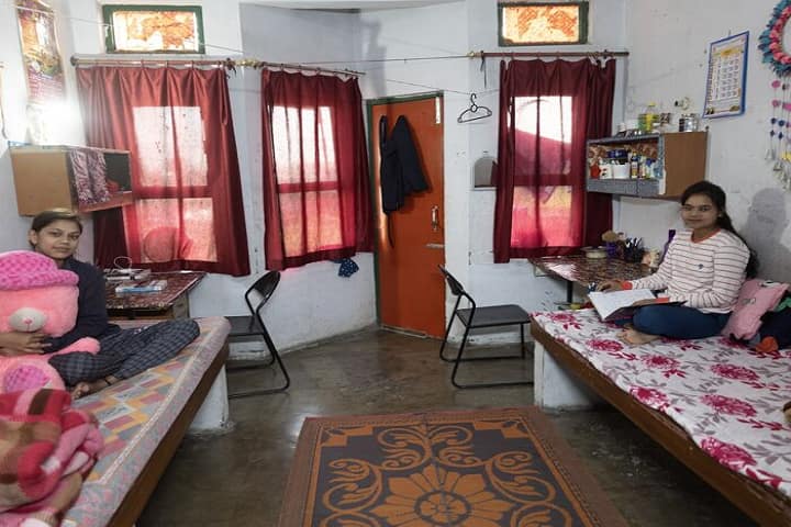 Bhagwant Ayurvedic College and Bhagwant Hospital campus in Muzaffarnagar, Uttar Pradesh, India — photo 4