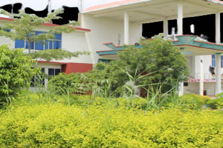 Aligarh Unani Medical College and ACN Hospital campus in Aligarh, Uttar Pradesh, India — photo 3