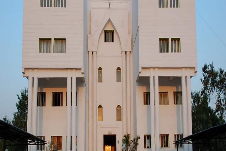Maulana Azad National Urdu University campus in Lucknow, Uttar Pradesh, India — photo 1