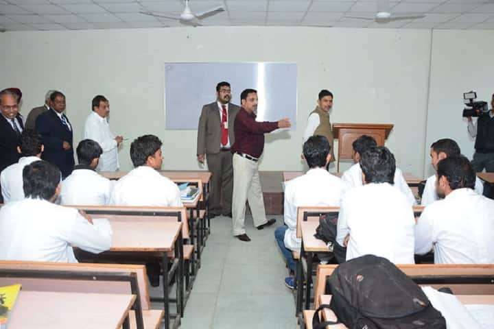 Kunwar Shekhar Vijendra Ayurved Medical College and Research Centre campus in Saharanpur, Uttar Pradesh, India — photo 3