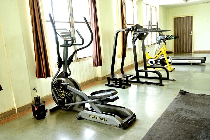 TS Mishra University campus in Lucknow, Uttar Pradesh, India — photo 4