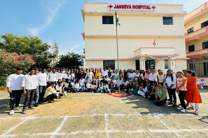 Siddheshwar Hanumanji Ayurved College campus in Surendranagar, Gujarat, India — photo 5