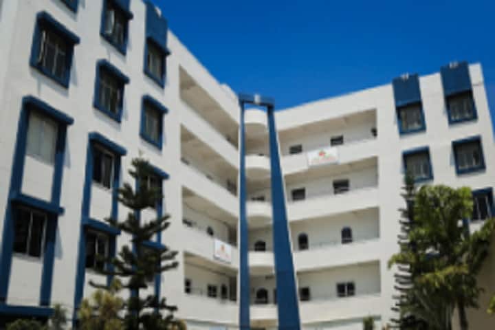 Malla Reddy College of Nursing campus in Hyderabad, Telangana, India — photo 1