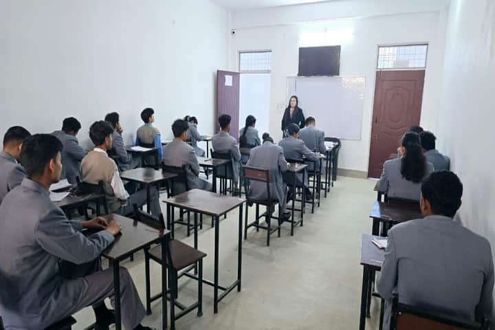 Manas College campus in Pithoragarh, Uttarakhand, India — photo 2