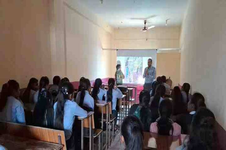 Vimaltai Mahila Mahavidyalaya campus in Saoli, Maharashtra, India — photo 3