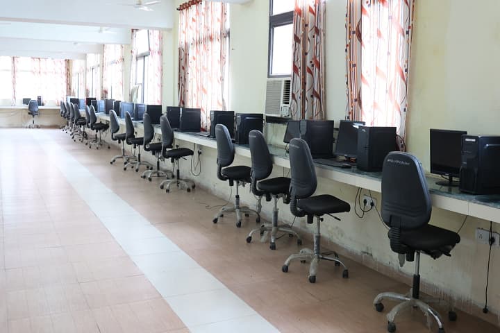 Amaltas University campus in Dewas, Madhya Pradesh, India — photo 3