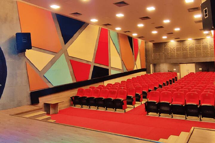 Rajju Shroff Rofel University campus in Vapi, Gujarat, India — photo 4
