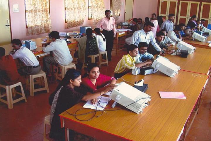 Christhu Raj College campus in Panjappur, Tamil Nadu, India — photo 3