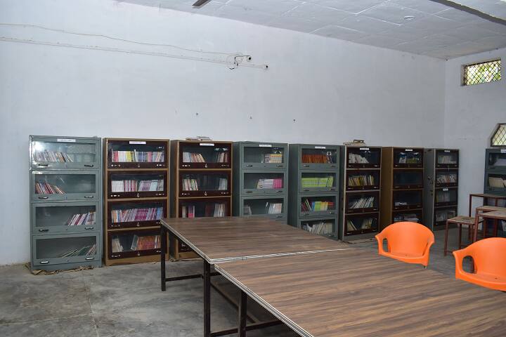 Pandit Ramswaroop Upadhyay Mahavidyalaya campus in Banda, Uttar Pradesh, India — photo 4