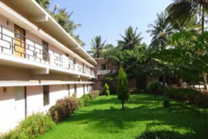 Manjunatha College of Physiotherapy campus in Bangalore, Karnataka, India — photo 2