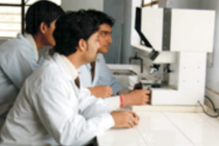 YNS College of Pharmacy and Research Centre campus in Amroha, Uttar Pradesh, India — photo 4