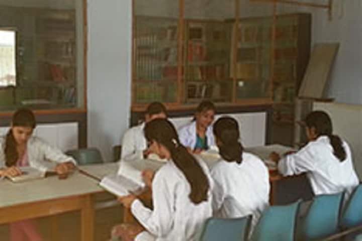 Sham-E-Ghausia Minority Ayurvedic Medical College and Hospital campus in Ghazipur, Uttar Pradesh, India — photo 6