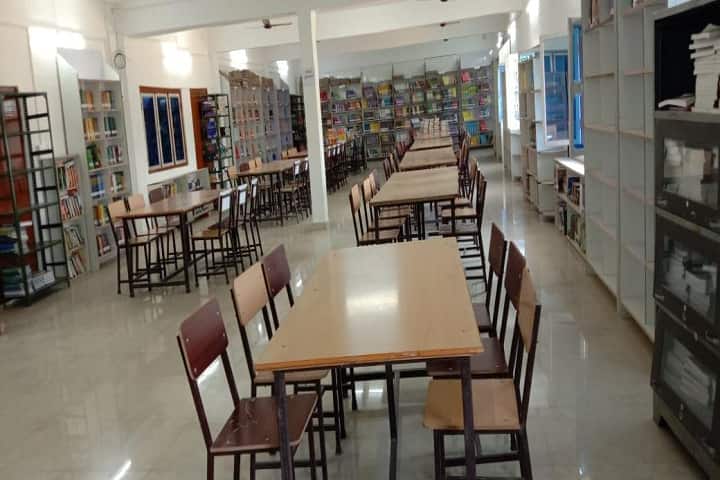 Dr Vijay Ayurvedic Medical College campus in Varanasi, Uttar Pradesh, India — photo 6