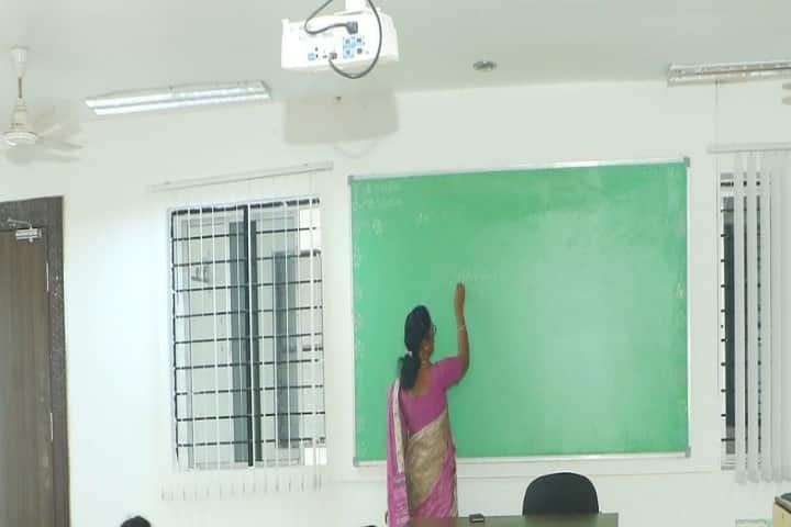 A Dr Vimal College of Nursing campus in Vellore, Tamil Nadu, India — photo 4