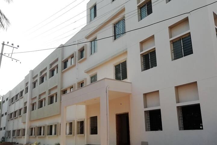 Smt Padma G Madegowda College of Nursing campus in Mandya, Karnataka, India — photo 6