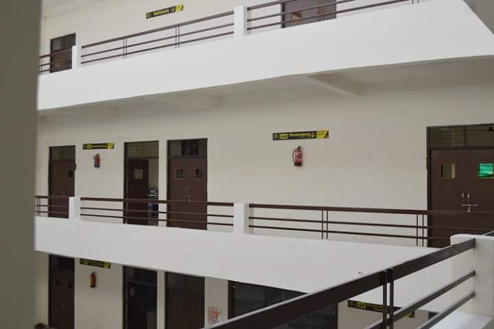 KP Singh Memorial Institute of Pharmacy campus in Sitapur, Uttar Pradesh, India — photo 2