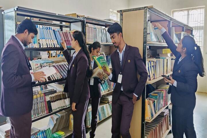 Presidency College campus in Brahmapur, Odisha, India — photo 3