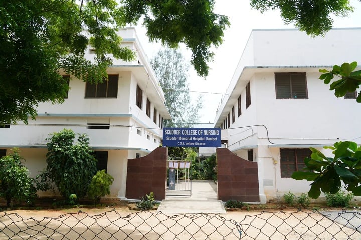 Scudder College of Nursing campus in Ranipet, Tamil Nadu, India — photo 1