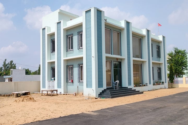 Ramkumari College of Veterinary Sciences campus in Jhunjhunu, Rajasthan, India — photo 3