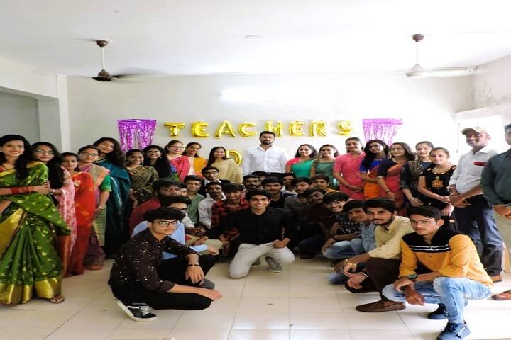 Kameshwar BCA College campus in Gandhinagar, Gujarat, India — photo 5
