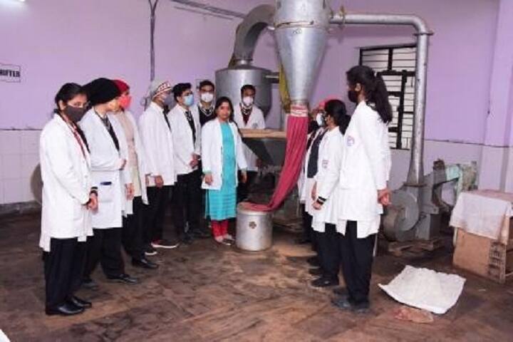 Dhanvantari Ayurvedic Medical College and Hospital campus in Bareilly, Uttar Pradesh, India — photo 6