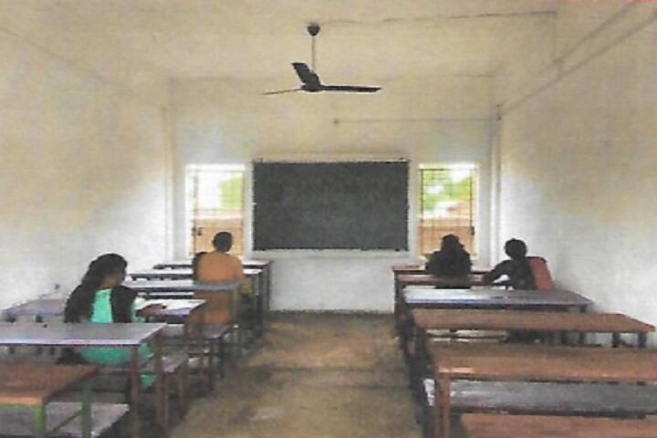 Rukhama Mahila Mahavidyalaya campus in Arjuni, Maharashtra, India — photo 4