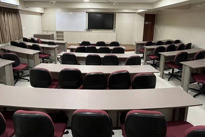 Ahmedabad Institute of Business Management campus in Ahmedabad, Gujarat, India — photo 3