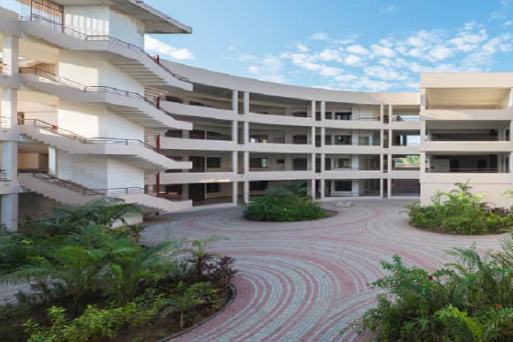 Manjushree Institute of Pharmacy campus in Gandhinagar, Gujarat, India — photo 1