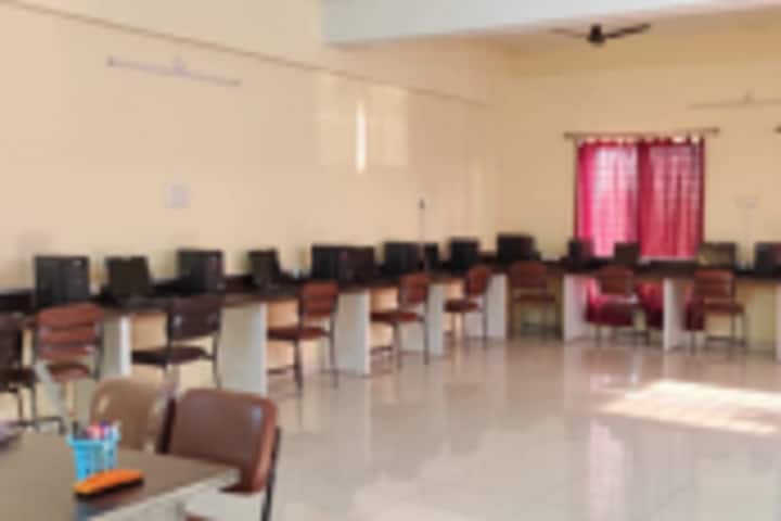 Swami Vivekanand Institute of Pharmacy and Research campus in Bilaspur, Chhattisgarh, India — photo 2