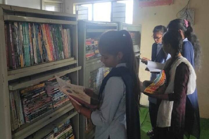 Saraswati Kala Mahavidyalaya campus in Akola, Maharashtra, India — photo 4