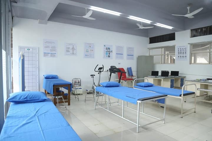 DY Patil College of Physiotherapy campus in Kolhapur, Maharashtra, India — photo 4