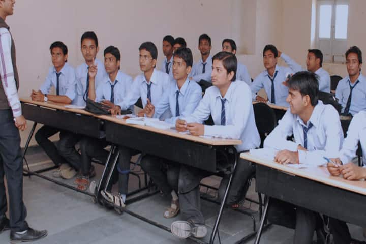 SP School of Management campus in Sirohi, Rajasthan, India — photo 2