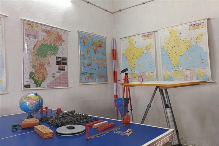Government Naveen Girls College campus in Surajpur, Chhattisgarh, India — photo 4