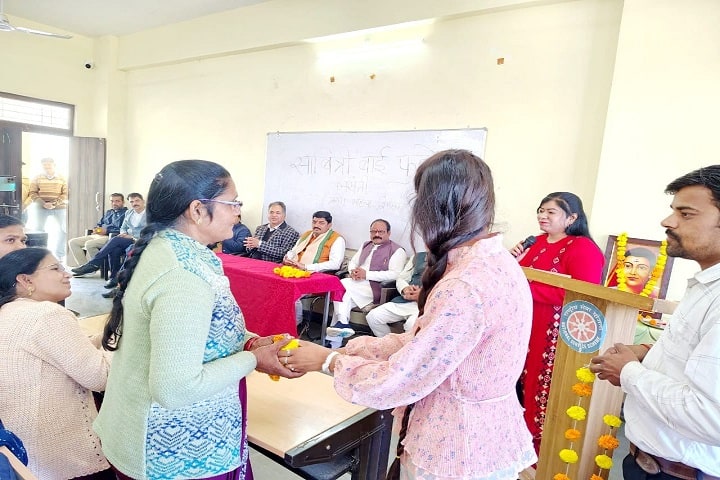 Government College campus in Sagar, Madhya Pradesh, India — photo 4