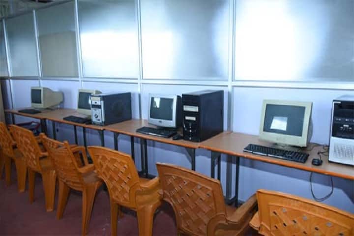 Mahaganapati College of Nursing campus in Dharwad, Karnataka, India — photo 2