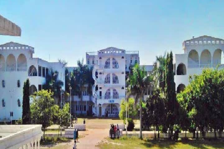 Ayesha College of Education campus in Nizamabad, Telangana, India — photo 2
