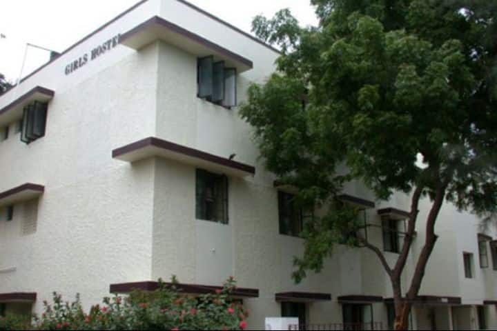 Vels University Chennai campus in Chennai, Tamil Nadu, India — photo 6