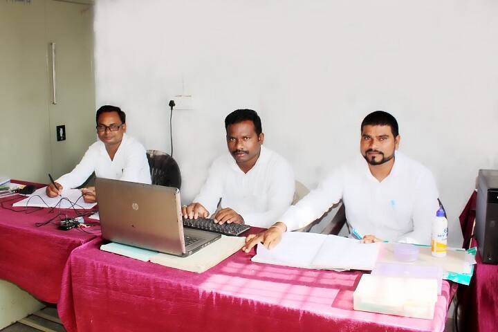 Late Nirdhan Patil Waghaye Arts and Science College campus in Bhandara, Maharashtra, India — photo 5