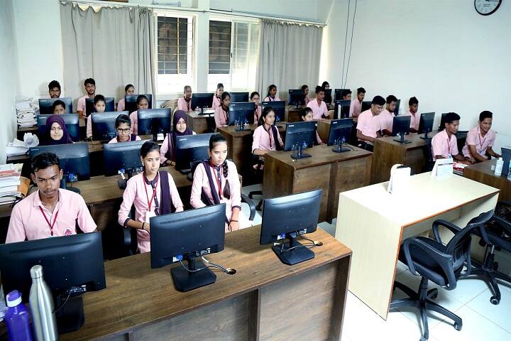 KLE Society's Degree College campus in Gokak, Karnataka, India — photo 4