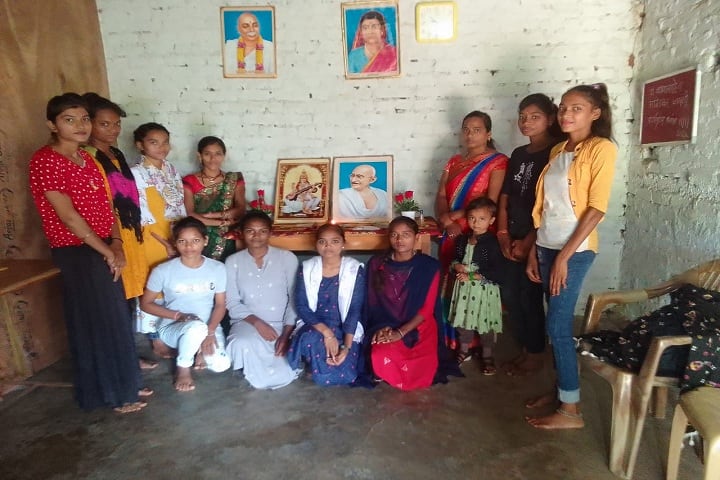 Ishwari Amma Mahavidhyalaya campus in Tirora, Maharashtra, India — photo 5