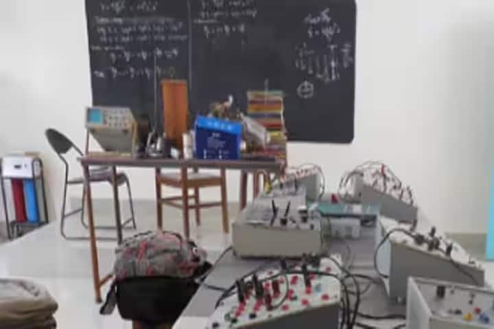 Dr ZH PG College campus in Etah, Uttar Pradesh, India — photo 2