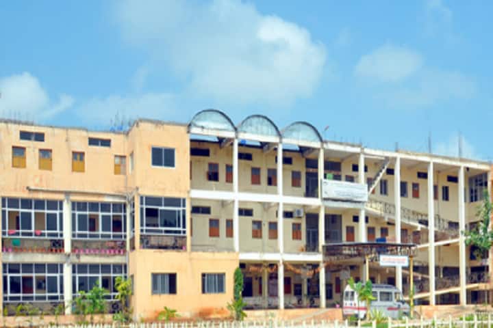 TMAES School of Nursing campus in Hospet, Karnataka, India — photo 1