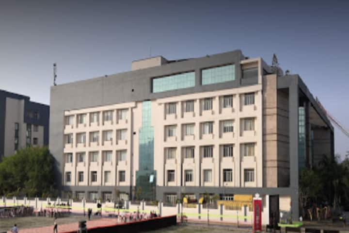Royal School of Business campus in Guwahati, Assam, India — photo 1