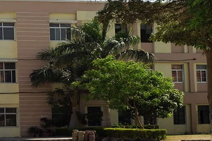 Lakshmi Narain College of Professional Studies campus in Indore, Madhya Pradesh, India — photo 1